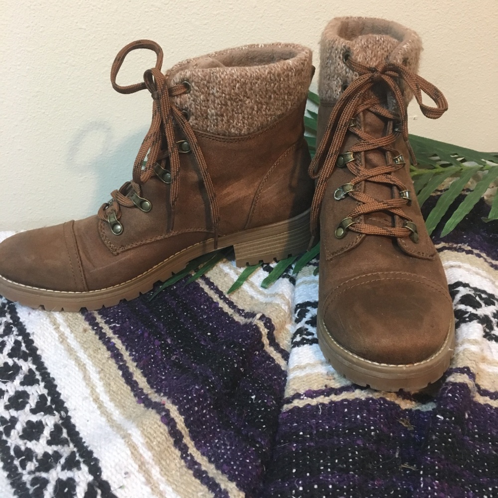Mossimo Faux Fur Faux Leather Boots Super Comfy